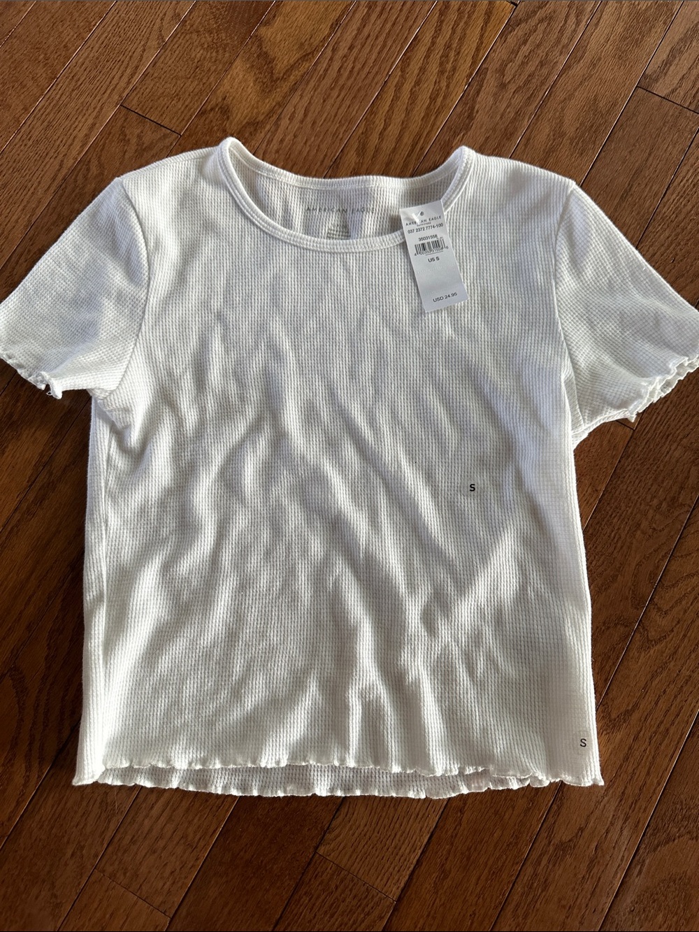 American Eagle Outfitters White Ribbed Short Sleeve Tee size Small NWT